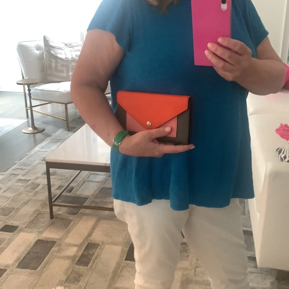 Celine Envelope Wallet Clutch Holds  IPhone 10 (Some wear) - Picture 3 of 10